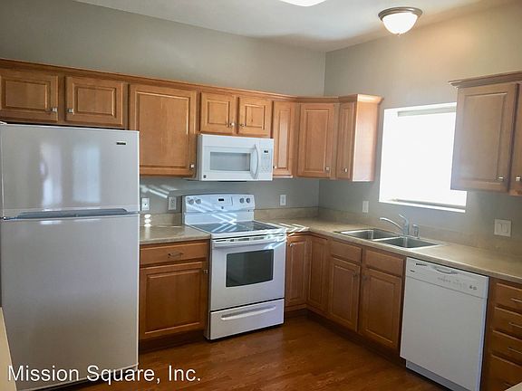 3rd image of 6220 Martway St APT 101