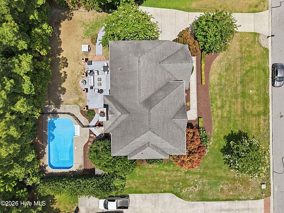 4th image of 3507 Warwick Drive