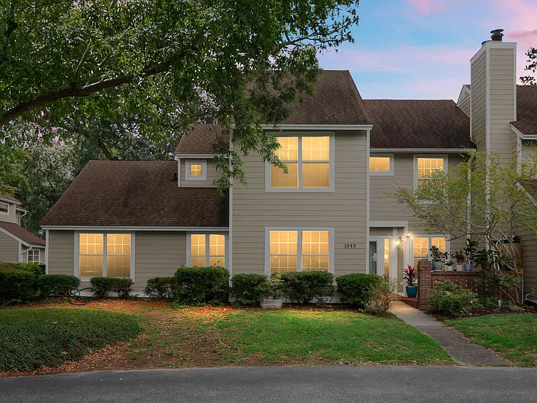 1044 Planters Pl — Photo 28