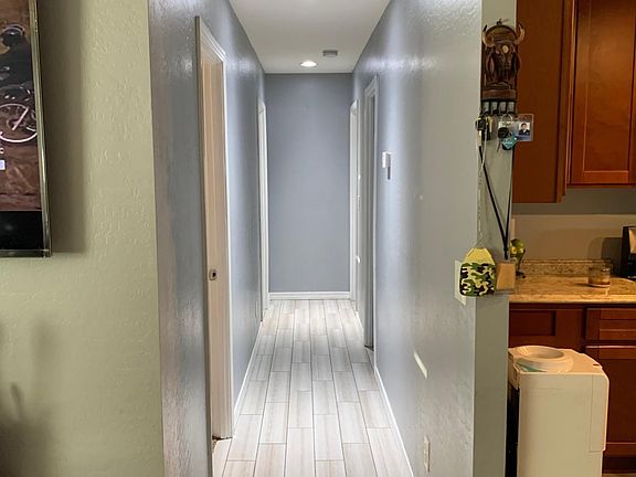 5th image of 2511 N 47th Dr