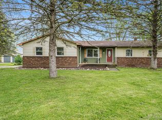 12751 Barnes Rd, Byron, MI 48418