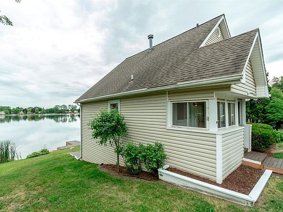 3rd image of 5170 Eagle Lake Dr