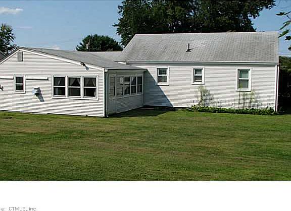 5th image of 26 Keeney Dr