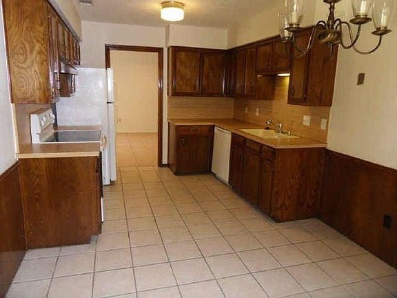 4th image of 102 Gwendola Dr