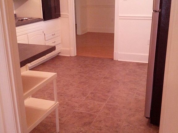 5th image of 70 Watercress Ln