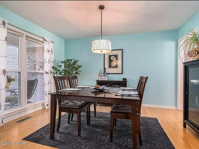 4332 Brownsboro Glen Rd — Photo 5