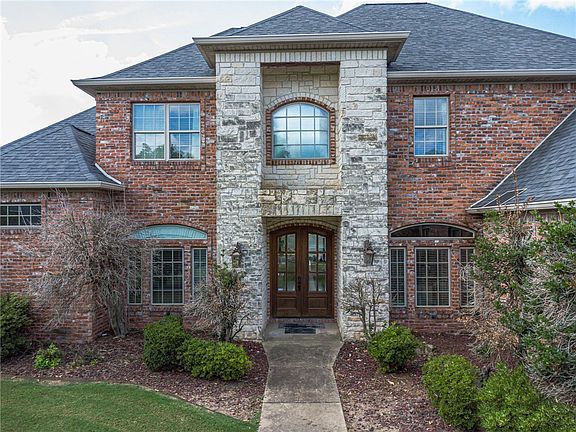 2nd image of 355 Barnstone Ln