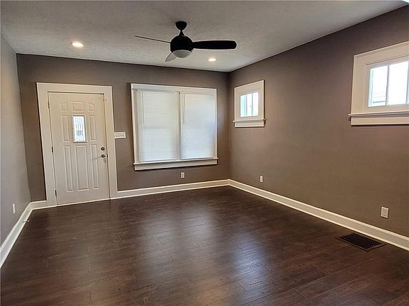 4th image of 719 N Grant Ave