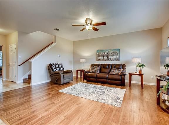 5th image of 268 Birch Dr