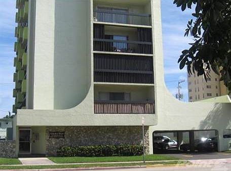 2nd image of 1345 W Av 704