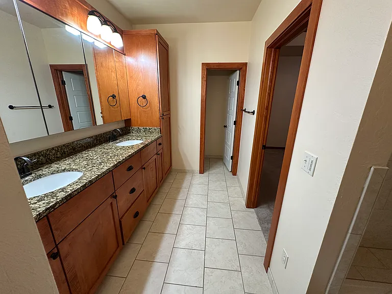 2709 Belmont Dr — Photo 23