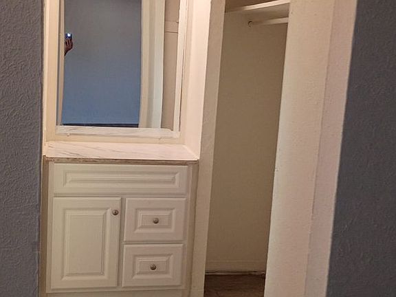 4th image of 5915 Gibson Blvd SE #119