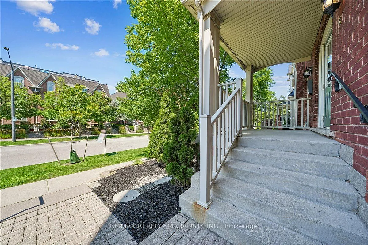 3 bed, $2,700 — Photo 4