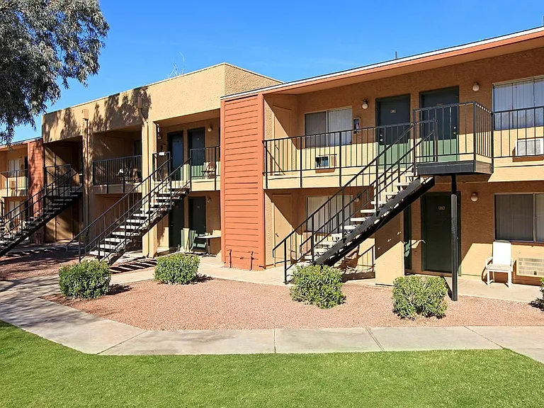 Arbor Village — Photo 2