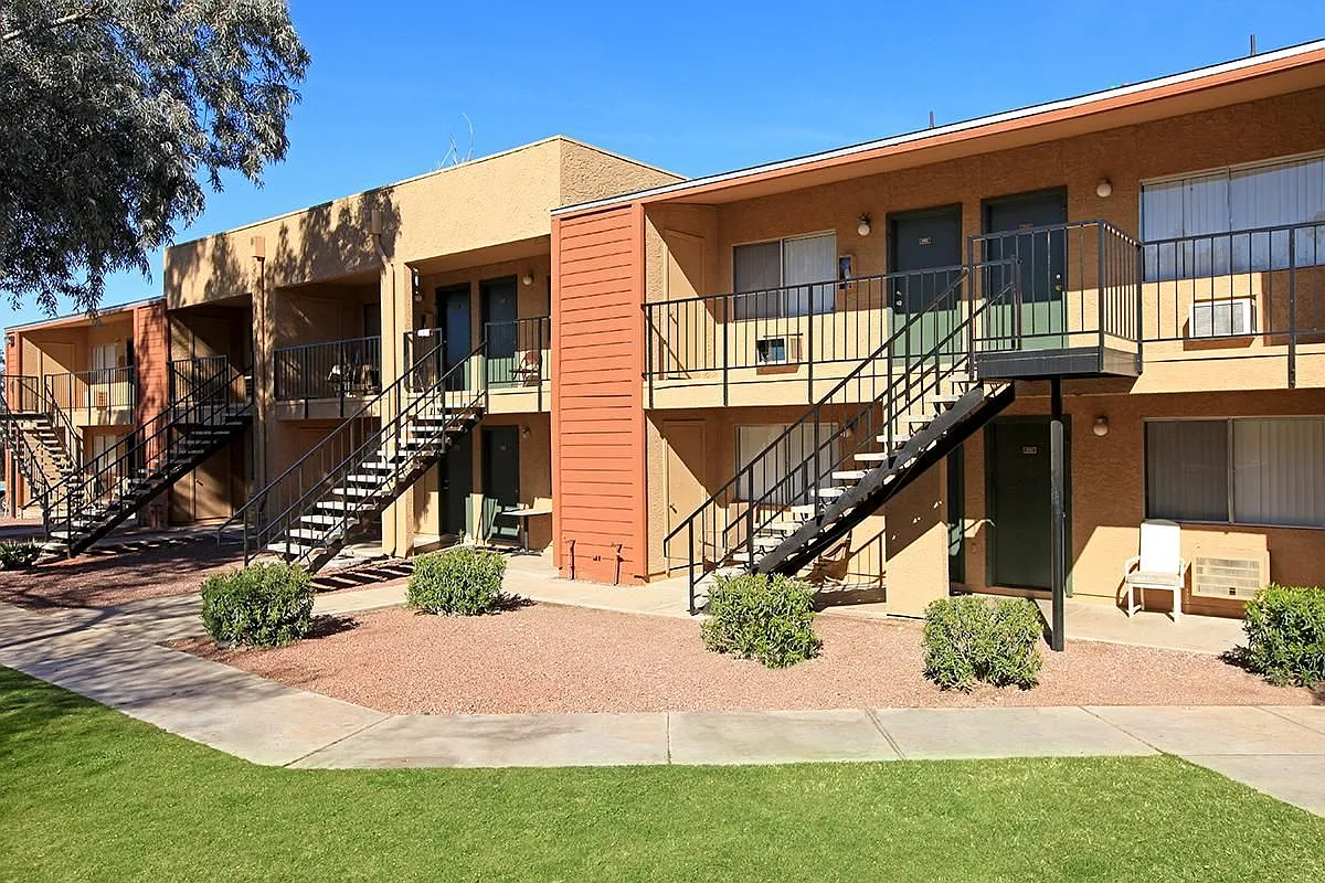 Building Photo - Arbor Village