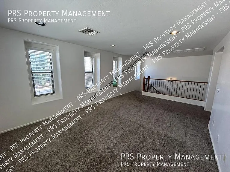 45563 W Starlight Dr — Photo 30