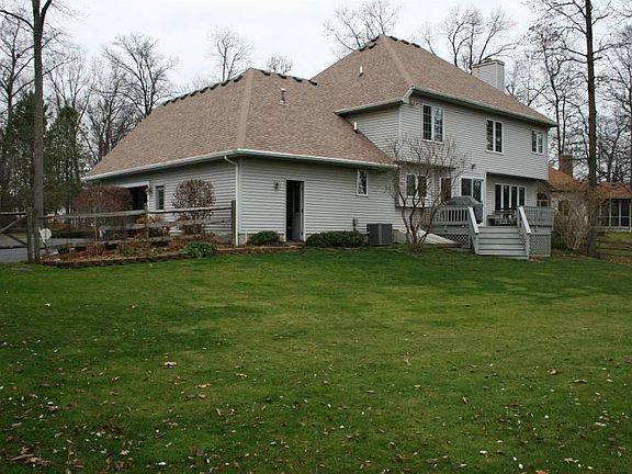 5th image of 3114 Deer Creek Dr