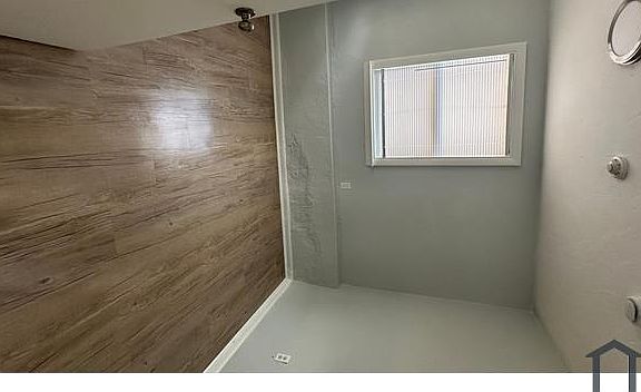5th image of 125 Samoset Ave APT 2