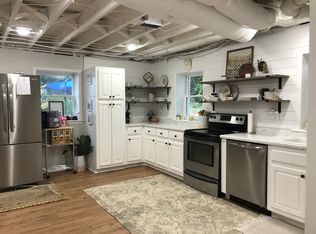 920 Jones Rd #B, Roswell, GA 30075