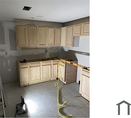 2 bed, 1102 sqft, $900 — Photo 3
