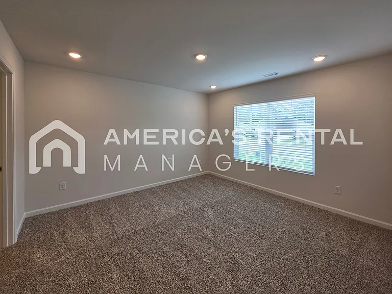 128 Jonboy Ave — Photo 8