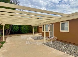 29002 Goetz Rd, Canyon Lake, CA 92587