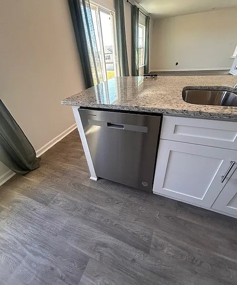 109 W Farm Loop — Photo 3