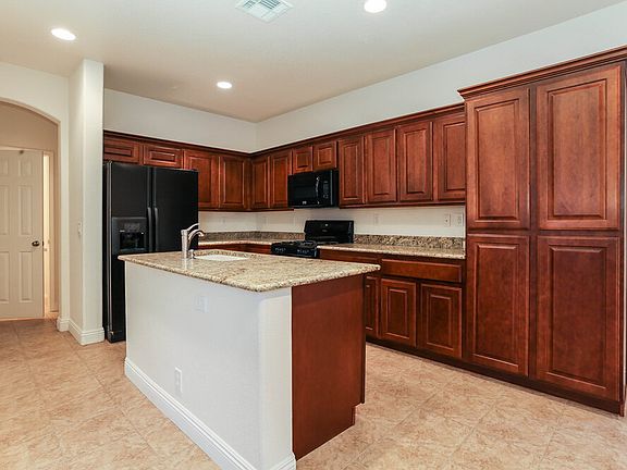 5th image of 7924 Kelburn Hill St