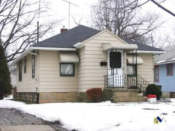 1115 Neptune Ave, Akron, OH 44301