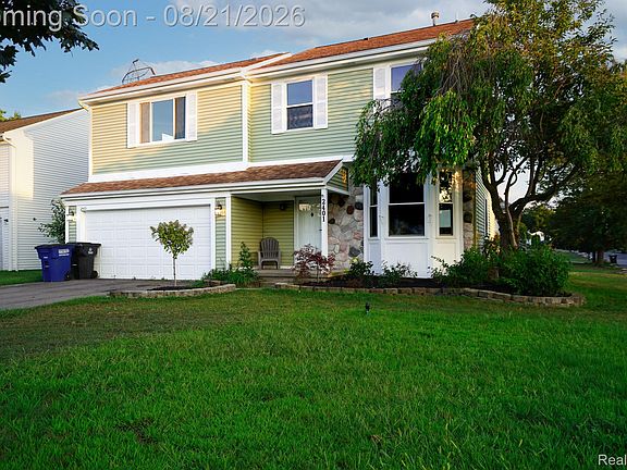 2nd image of 2401 Hawley Blvd