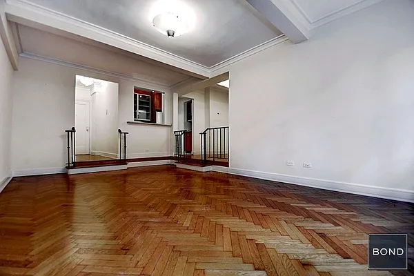 Rented by Bond New York | media 14