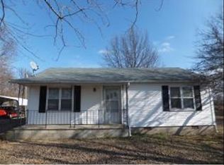 3012 S Chapel Rd, Carthage, MO 64836