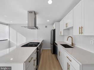 Carlyn Place Condo, Arlington, VA 22207