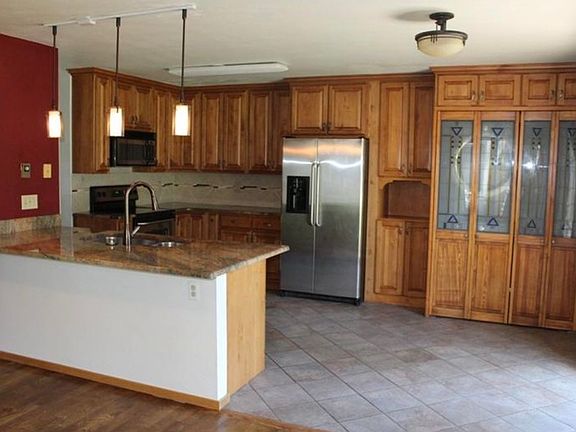 3rd image of 1033 Driftwood Dr