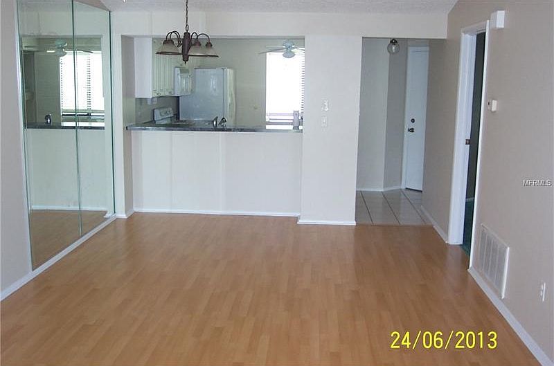 2nd image of 402 Cedar Ridge Ct