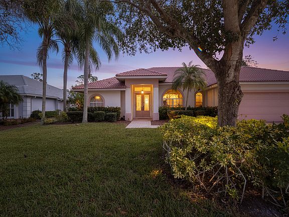 2nd image of 1507 SW Mockingbird Circle
