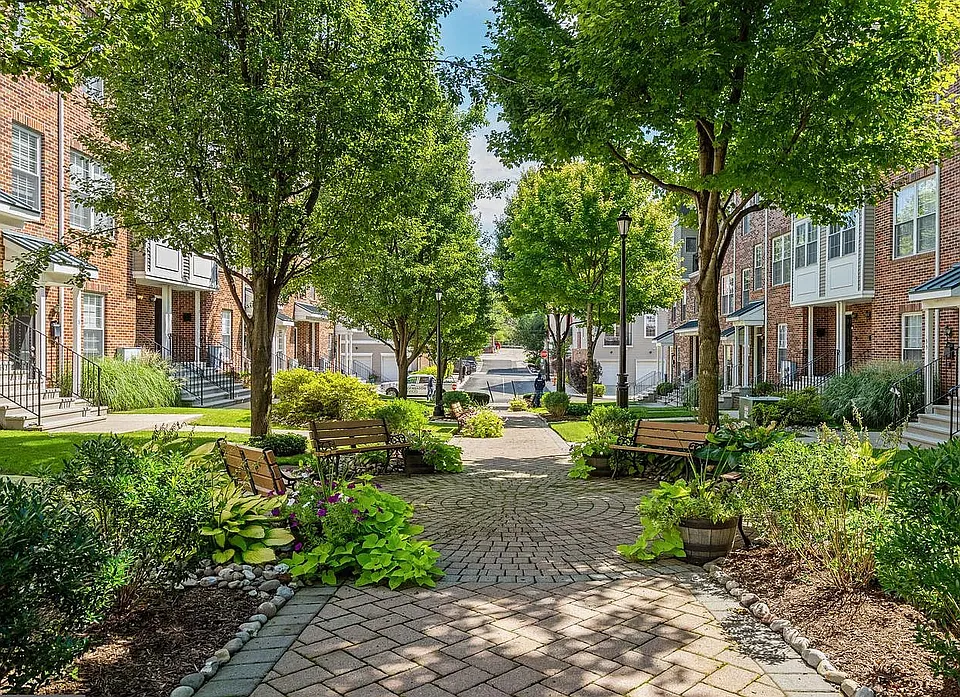 13 Brewerytown Ct