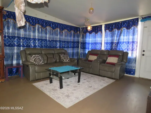 6109 E 32nd St, Tucson, AZ 85711