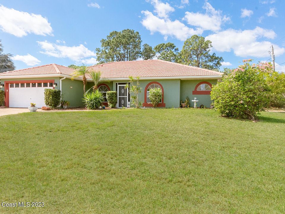 1st image of 2200 Rockabye Ave SE