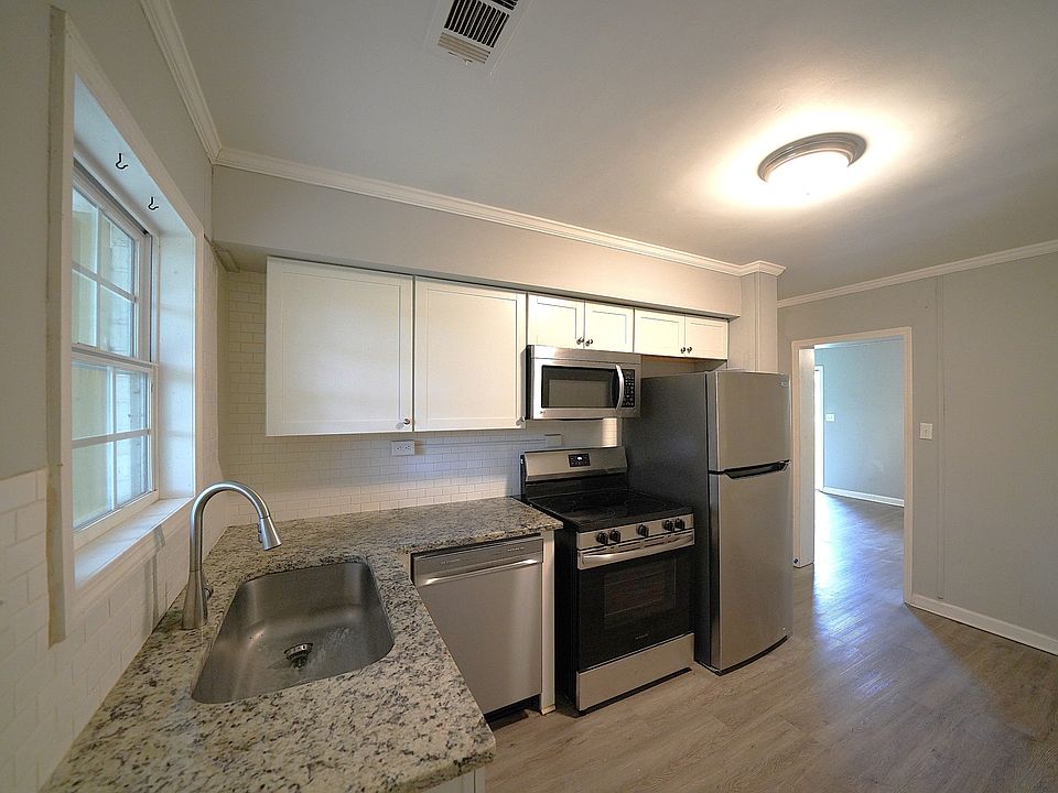 1st image of 163 Carrollton St