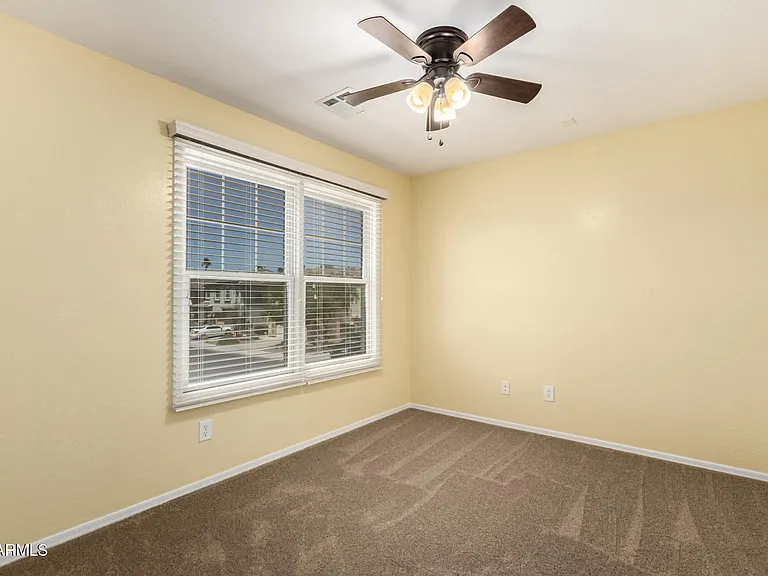 18103 W Smokey Dr — Photo 20