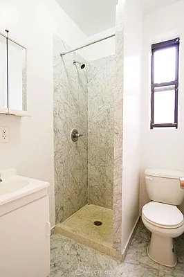 Rented by City Connections Realty | media 28