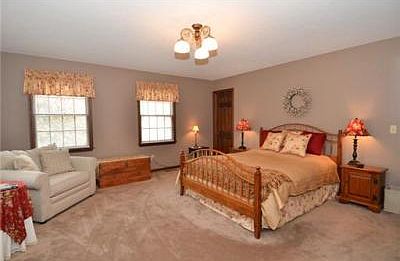5th image of 60788 Whispering Hills Dr