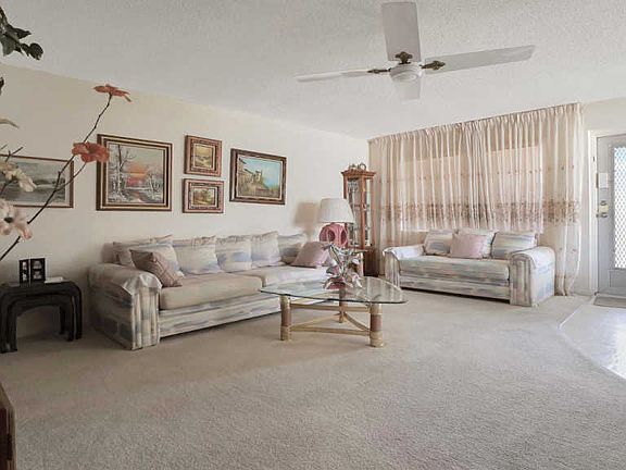 4th image of 225 Dorchester Way #J-2250