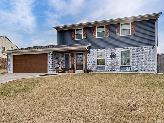 3rd image of 7008 Safari Dr