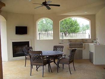 4th image of 3948 Oak Park Dr