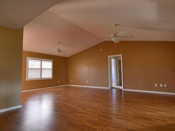 3rd image of 2008 SE Parrot St