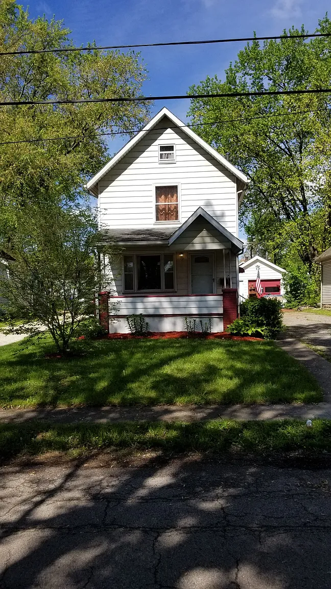 528 Sherman Ave photo 1