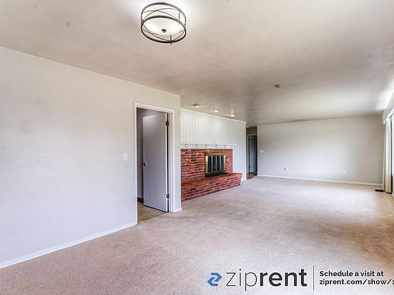 3rd image of 302 NE A St