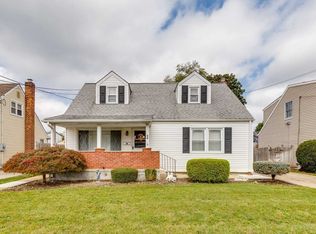 64 Virginia Ave, Plainview, NY 11803